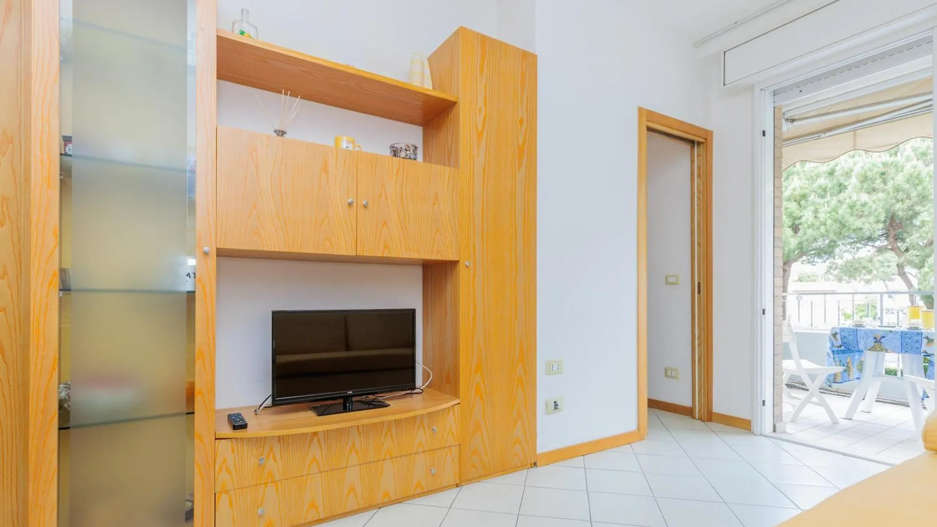 Jesolo Beach! Fronte Mare - Piscina Park E Posto Spiaggia Inclusi Apartment Lido di Jesolo