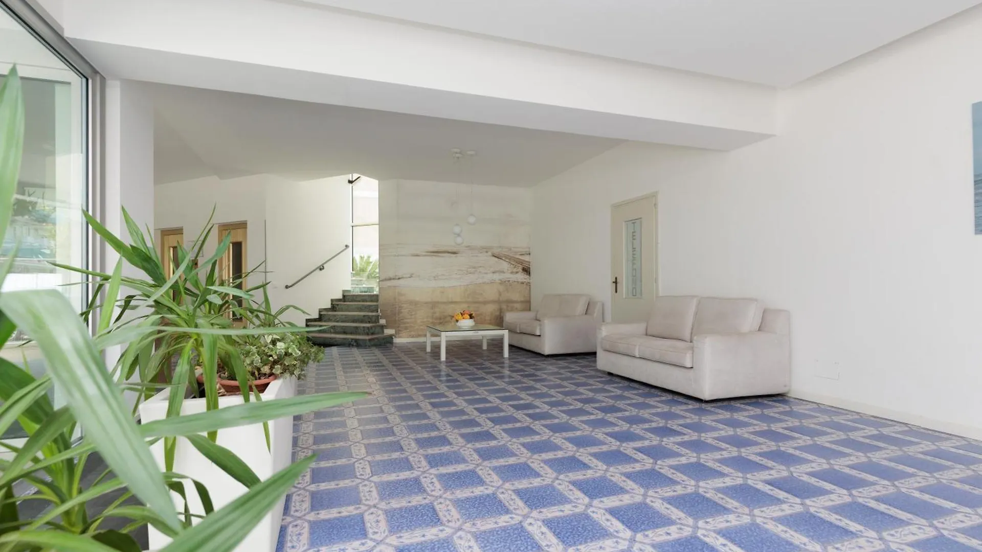 Apartment Jesolo Beach! Fronte Mare - Piscina Park E Posto Spiaggia Inclusi