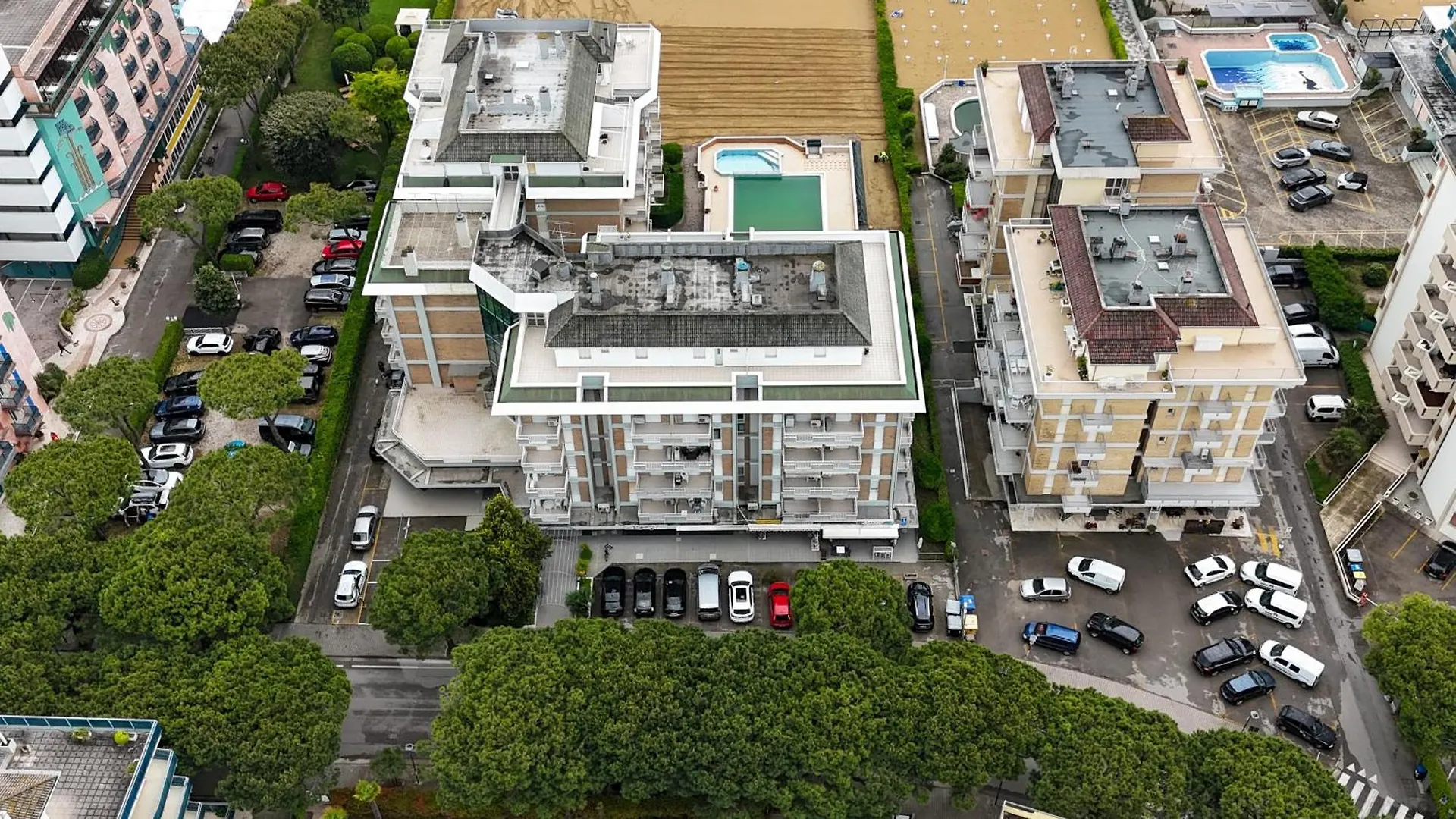 Jesolo Beach! Fronte Mare - Piscina Park E Posto Spiaggia Inclusi Apartment